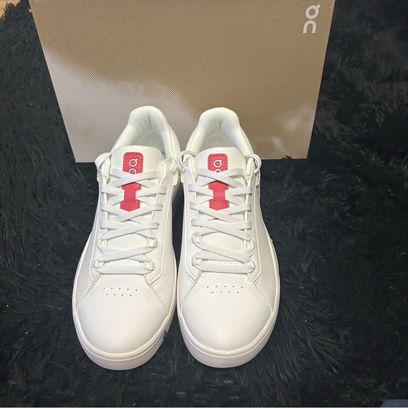 ON CLOUD the Roger white pink lace up shoes sneakers women’s 8 new in box - Picture 7 of 8